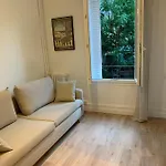 Paris: Central Luminous And Cozy Studio